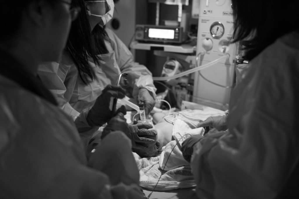 View More: http://lifesong.pass.us/shilohs-birth